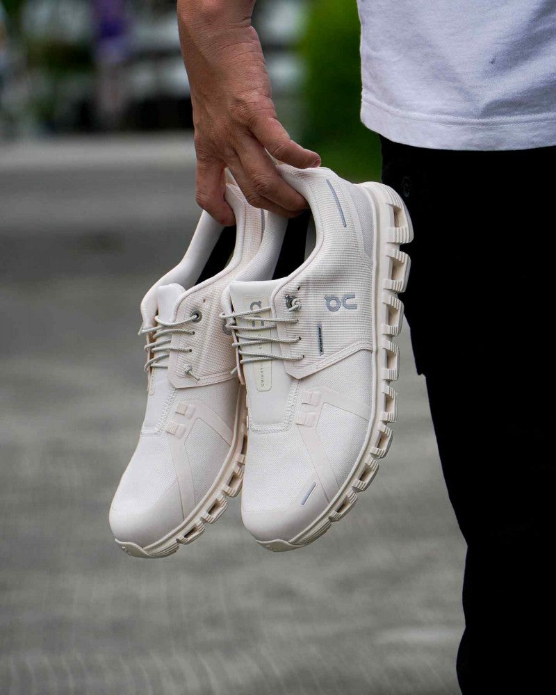 On Running Cloud 6 WaterProof Pelican Ghost Pearl Cream 1317