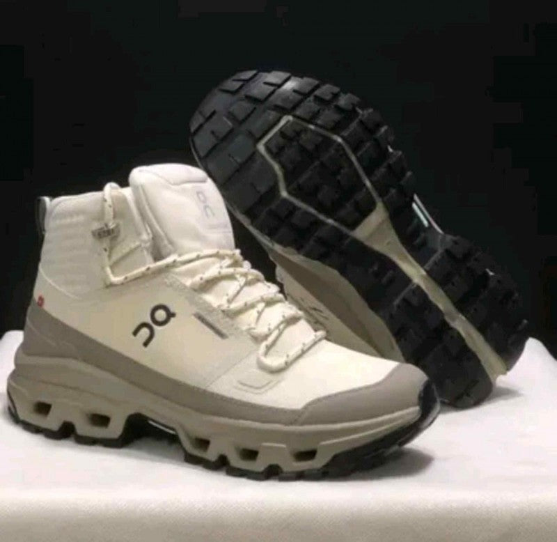 ON CLOUD ROCK mid cream