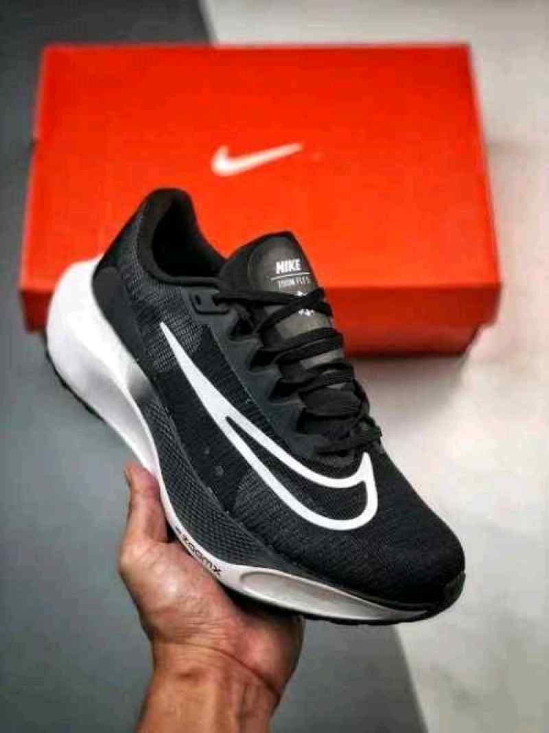 Nike zoom fly 5 best running shoes 2023