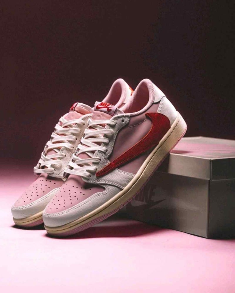 Nike Air Jordan Retro 1 Travis Scott Tropical Pink