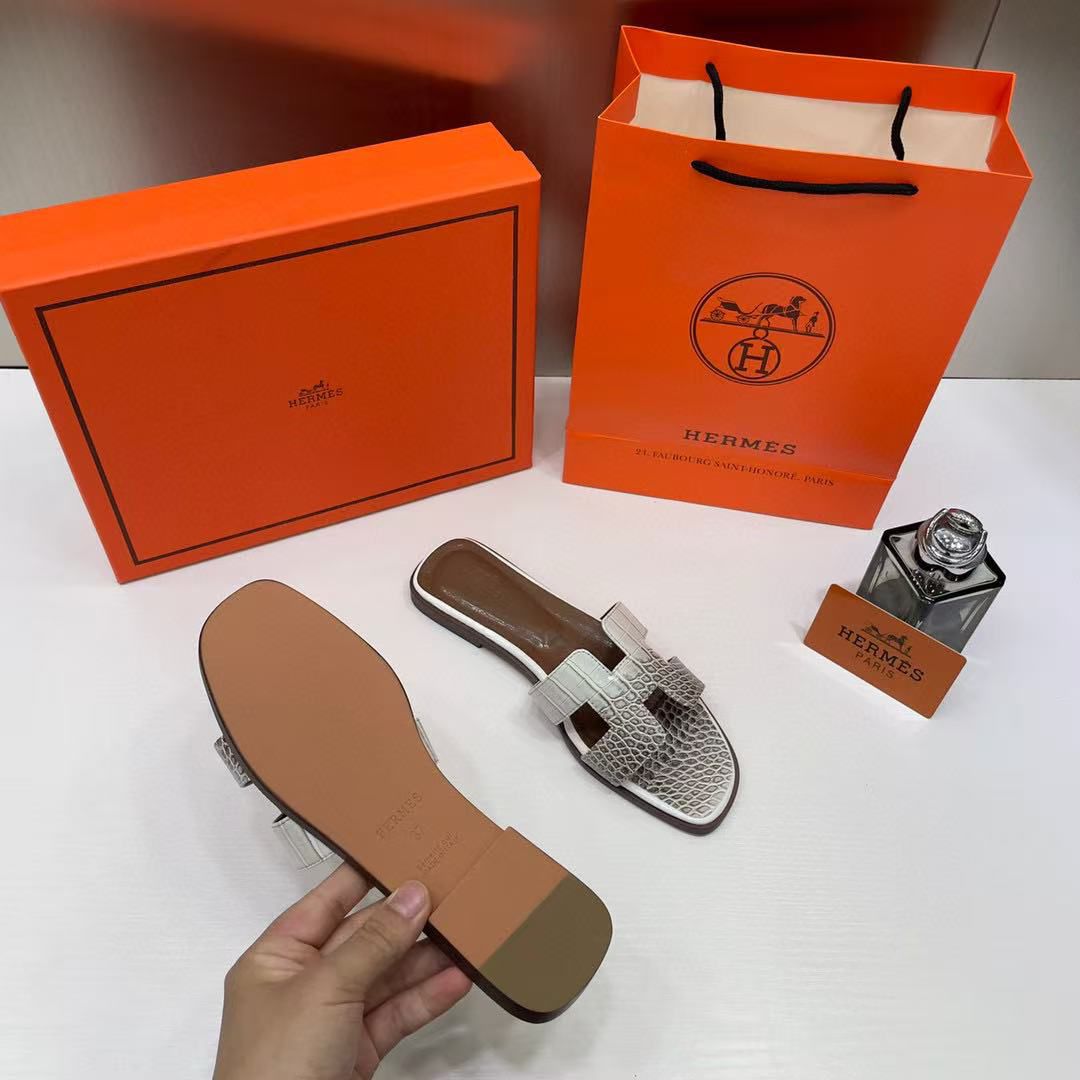 Hermes Paris Oran Flats Croc Leather White For Her With OG Box & Carry Bag White Slide