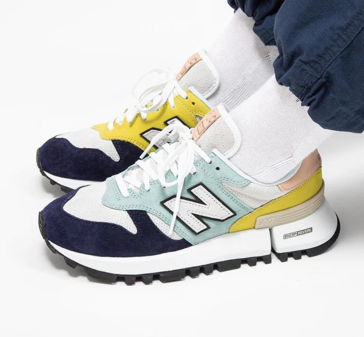 WMNs New Balance Tokyo Design Studio by New Balance Recrafts the R_C1300