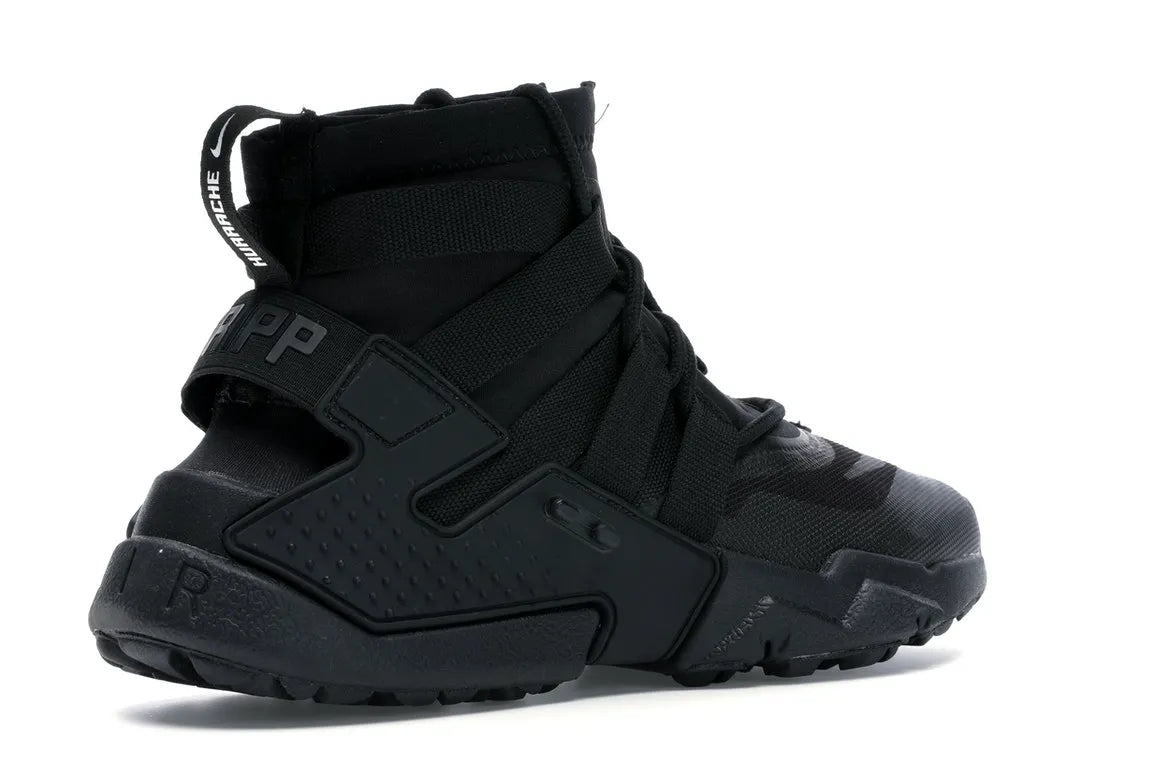 AIR HUARACHE GRIPP TRIPLE BLACK Lebrougesind