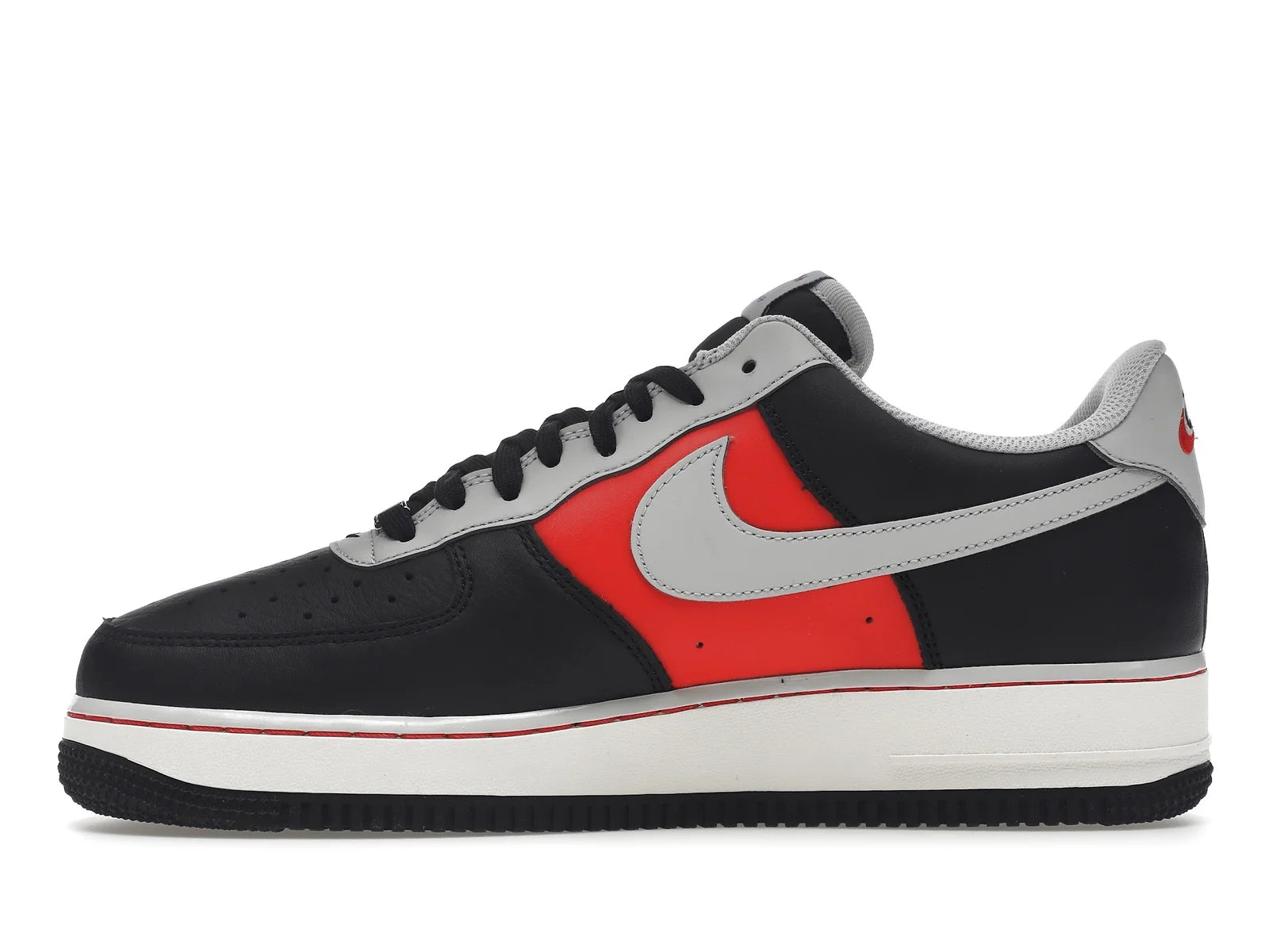 NIKE AIR FORCE 1 EMB NBA TRAIL BLAZERS