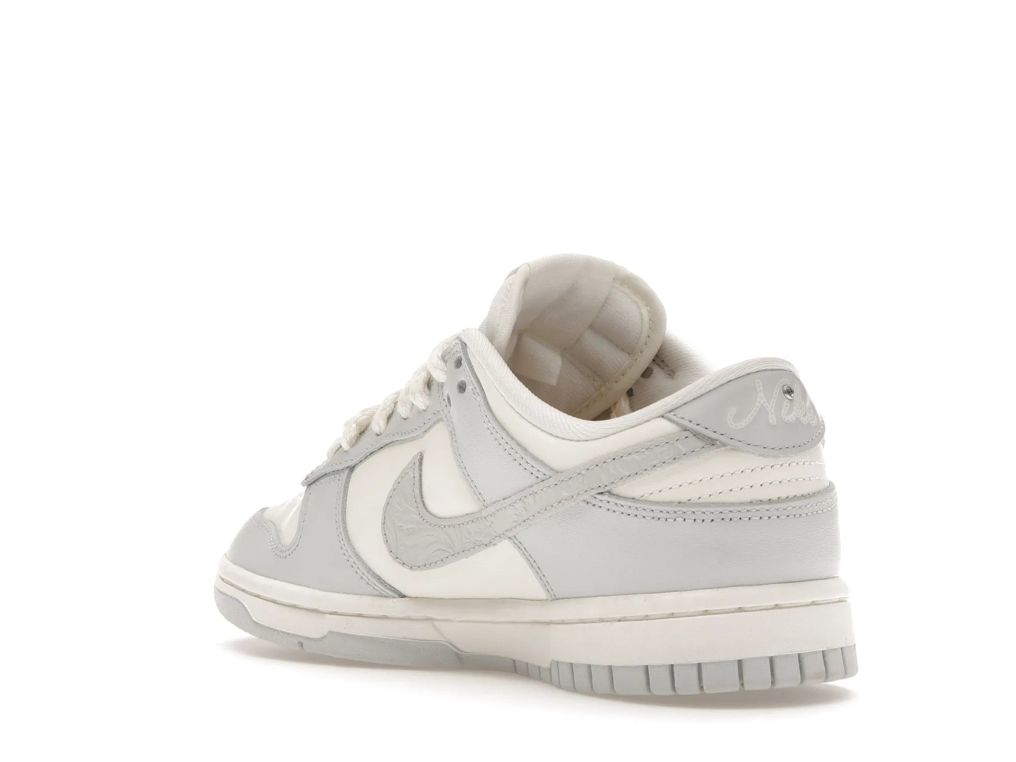 DUNK LOW NEEDLEWORK SAIL AURA