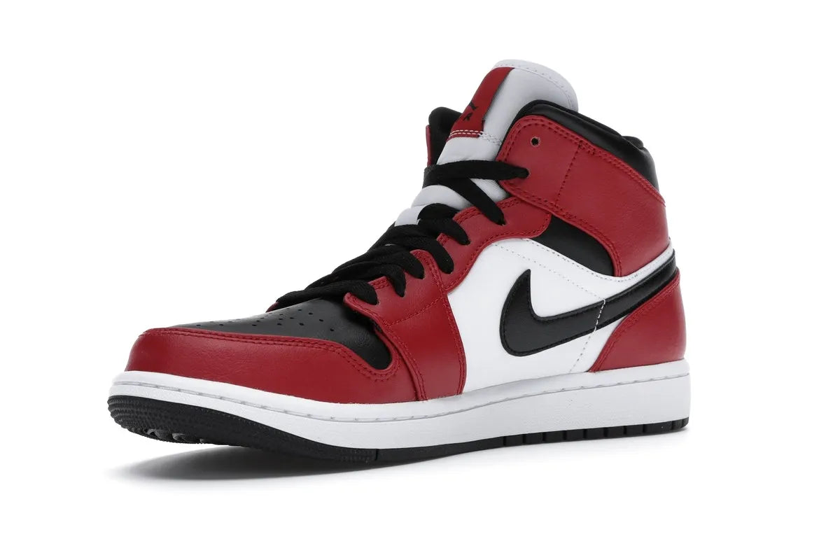 NIKE AIR JORDAN 1 MID CHICAGO TOE