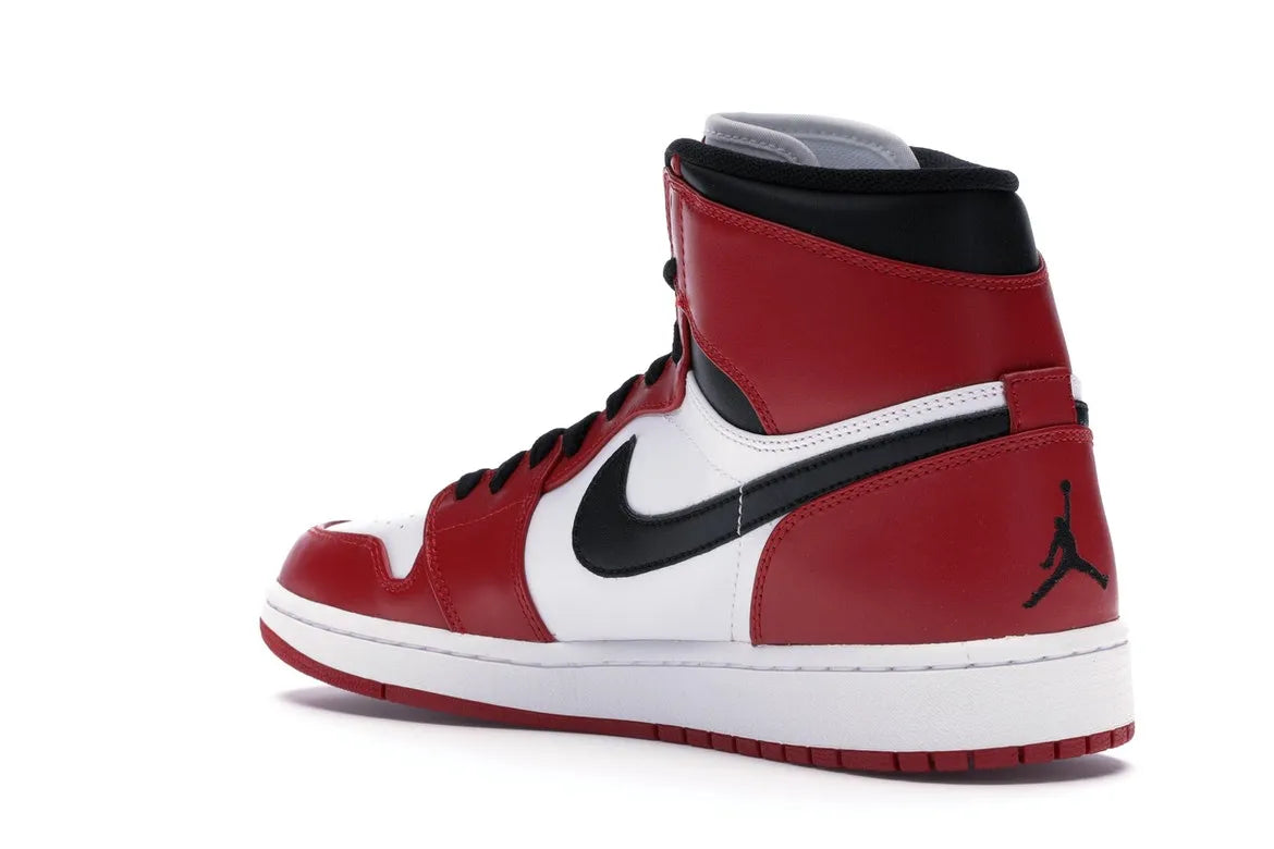 NIKE AIR JORDAN 1 RETRO CHICAGO