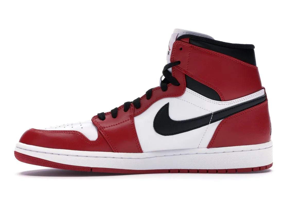 NIKE AIR JORDAN 1 RETRO CHICAGO