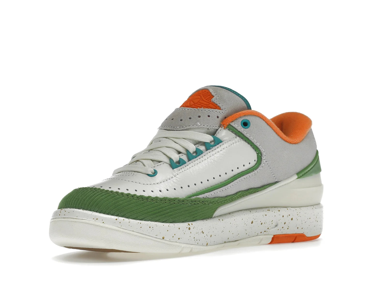 NIKE AIR JORDAN RETRO 2 LOW TITAN