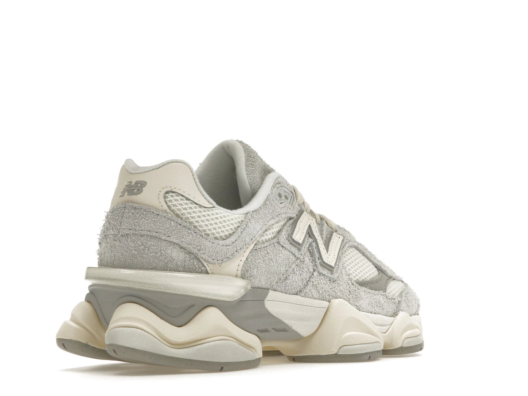 NEW BALANCE 9060 QUARTZ GREY