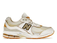 NEW BALANCE 2002R CONVERSATION AMONGST US