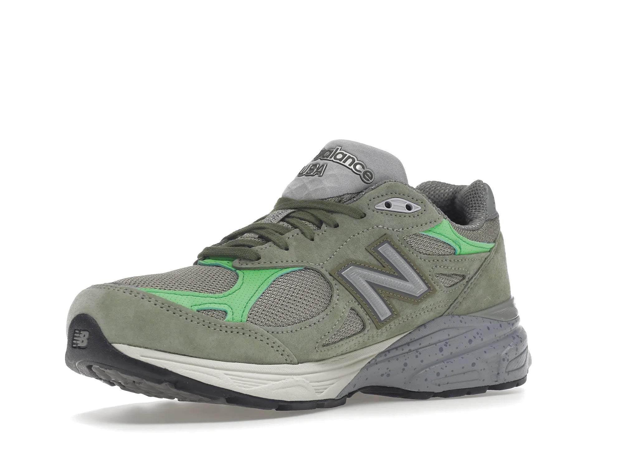 NEW BALANCE X PATTA 990V3 KEEP YOUR FAMILY CLOSE