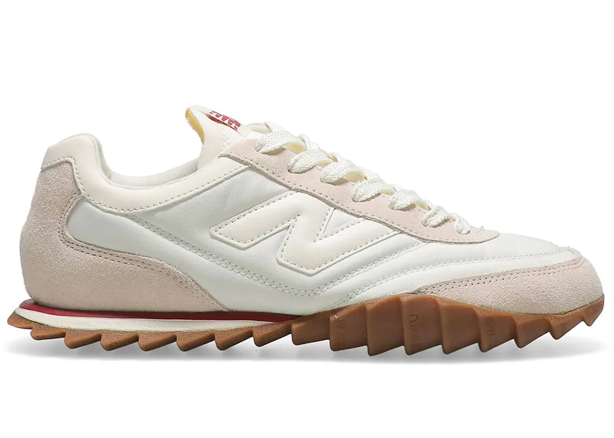 NEW BALANCE RC30 MOONBEAM GUM