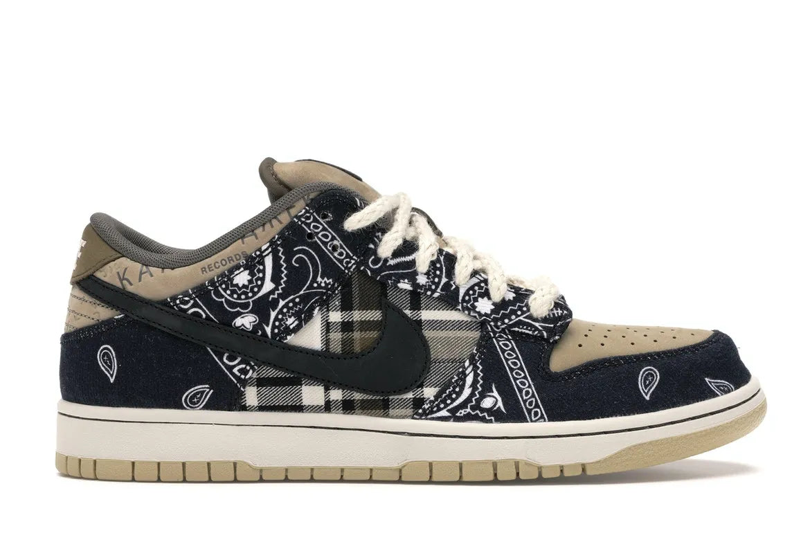 SB DUNK LOW TRAVIS SCOTT BANDANA