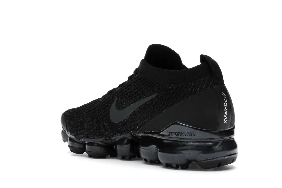 VAPORMAX FLYKNIT TRIPLE BLACK