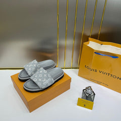 WMN Louis vuitton Premium Lv slide Gray whit og box