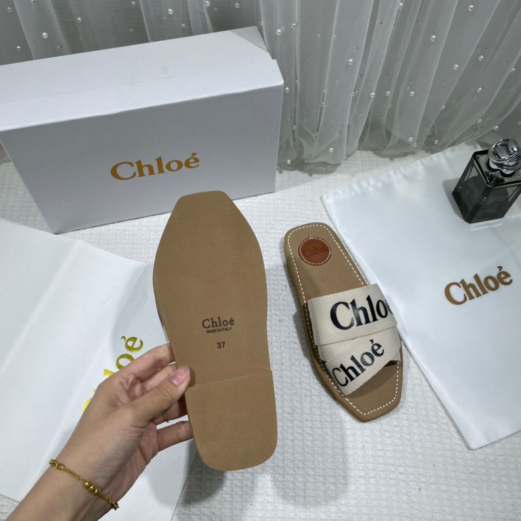 Chloe Premium Woody Slides Flats Whit og box