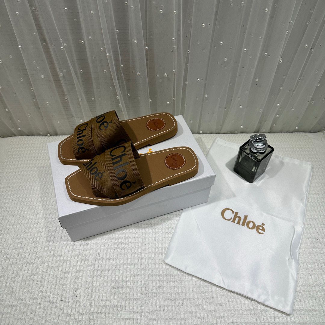 Chloe Premium Woody Slides Flats Whit og box Brown
