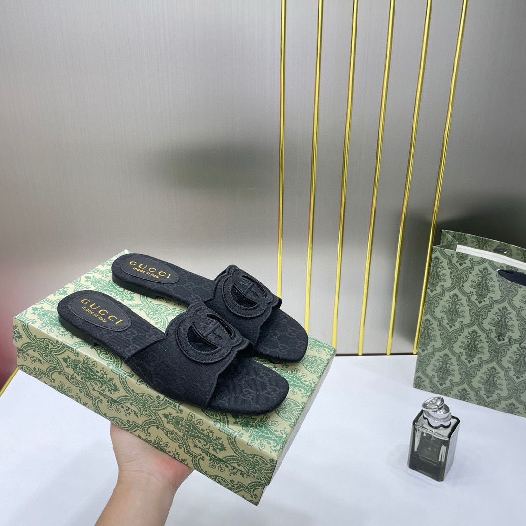 Gucci Premium sandal black whit og box