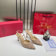 Valentino Premium  heels Vlogo Patent Leather Slingback Beige