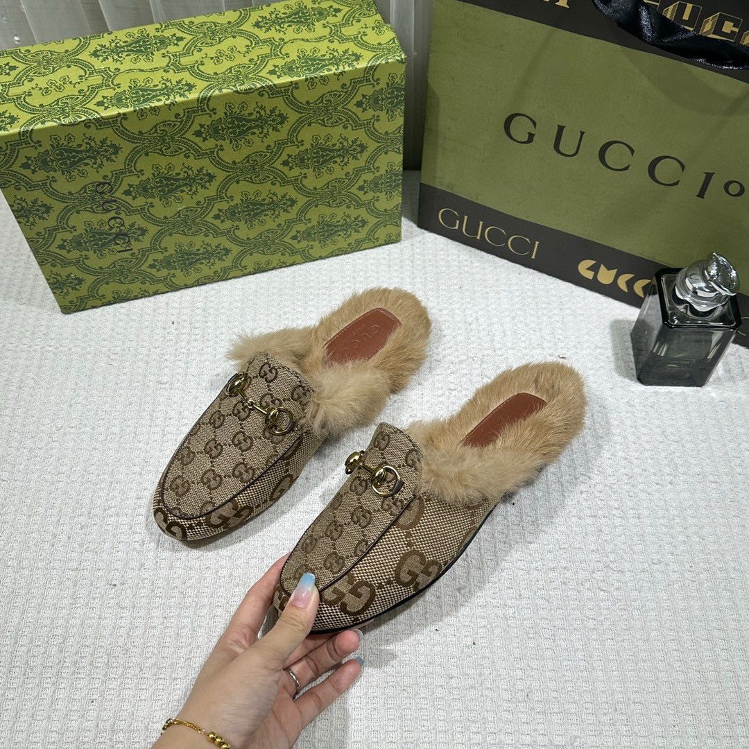 WMN Gucci Premium Brown Velvet and Fur Lined Princetown Flat Mules