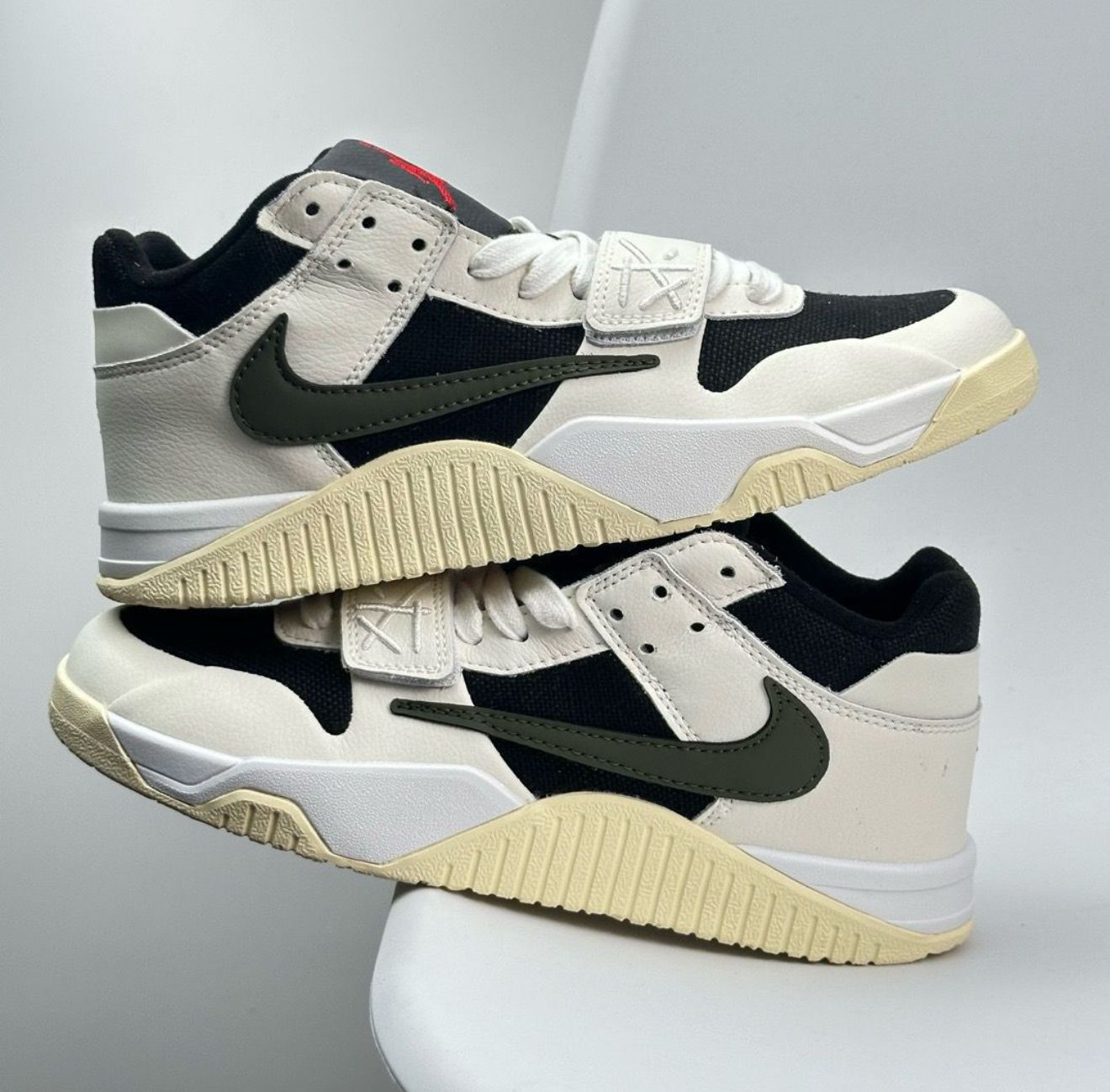 Nike Travis Scott X Jumpman Jordan Cut the Check Semi UA Quality With Carry Bag