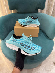 skecheers go run speed beast running shoes