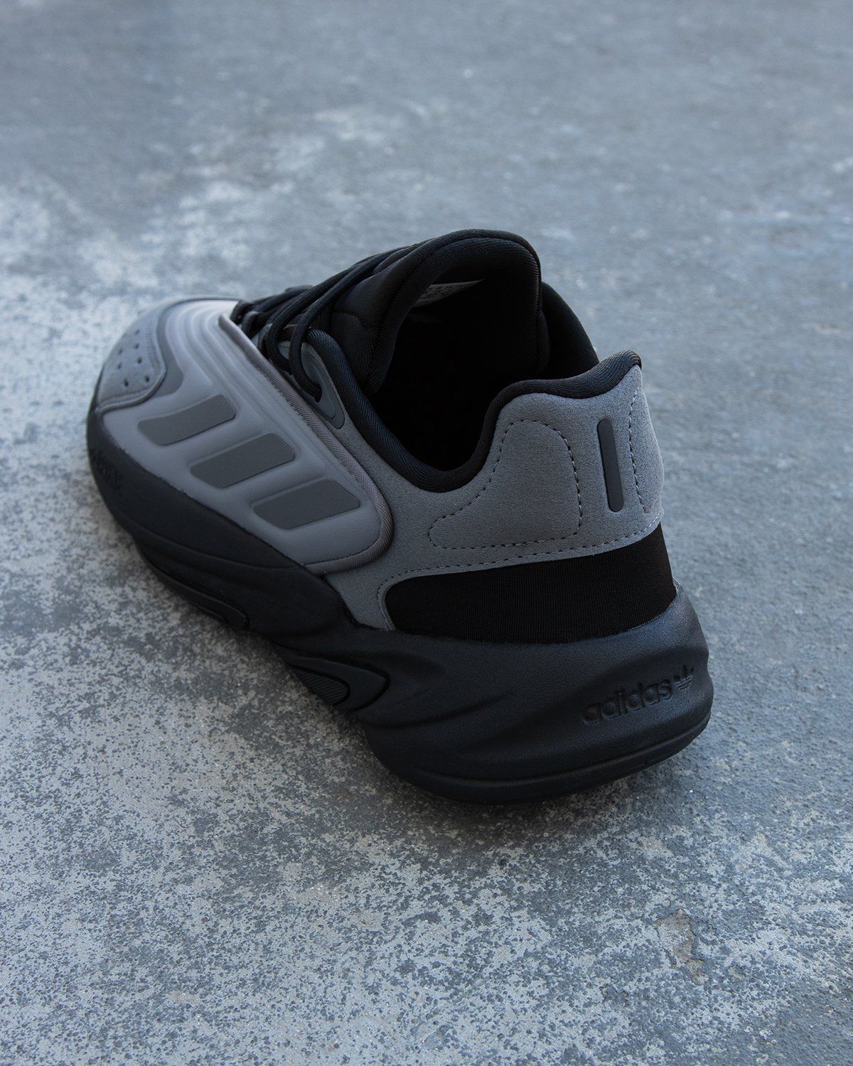 Adidas Ozelia Grey