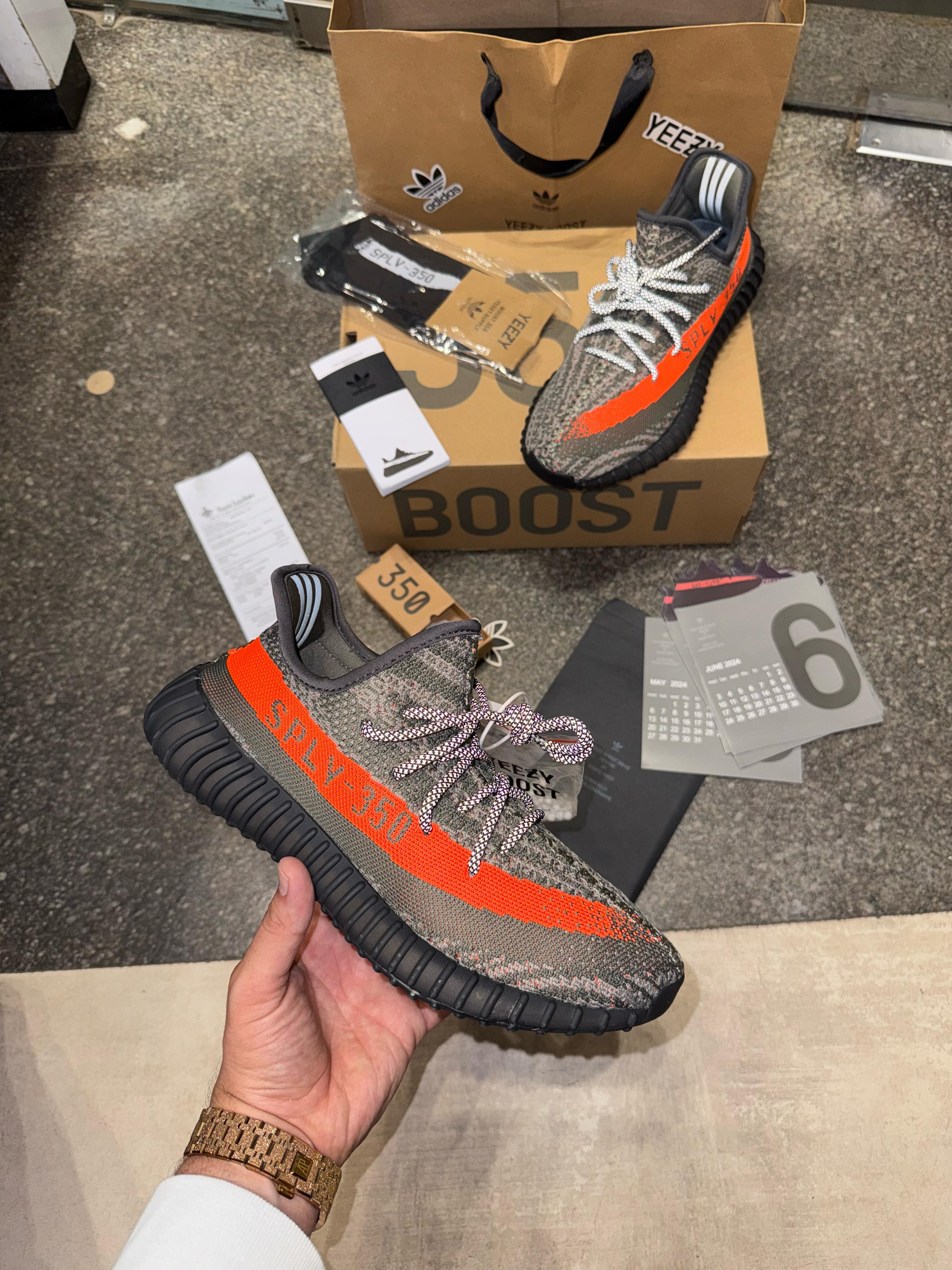 ADIDAS YEEZY BOOST 350 CARBON BELUGA SEMI UA