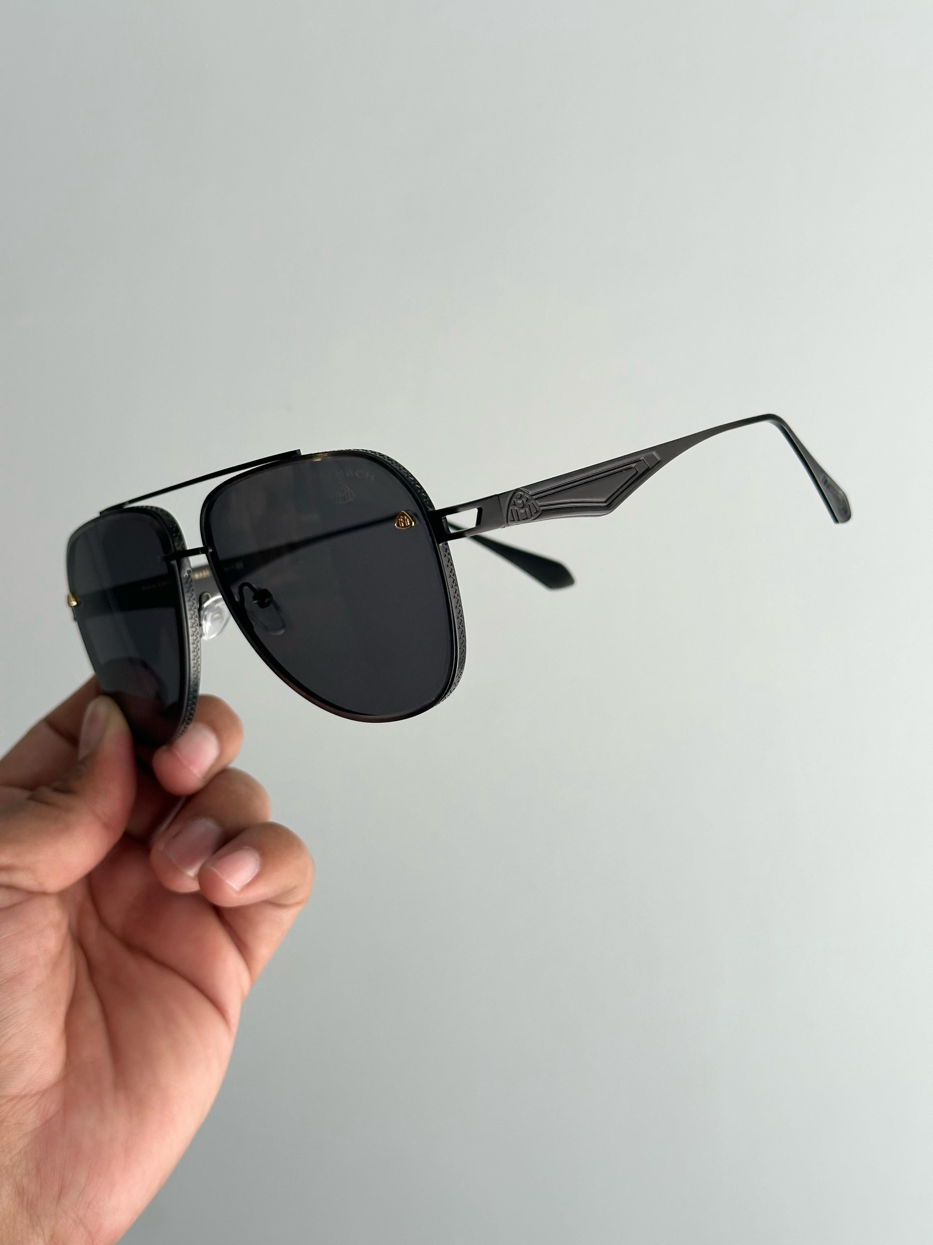 Maybach 8108 Black