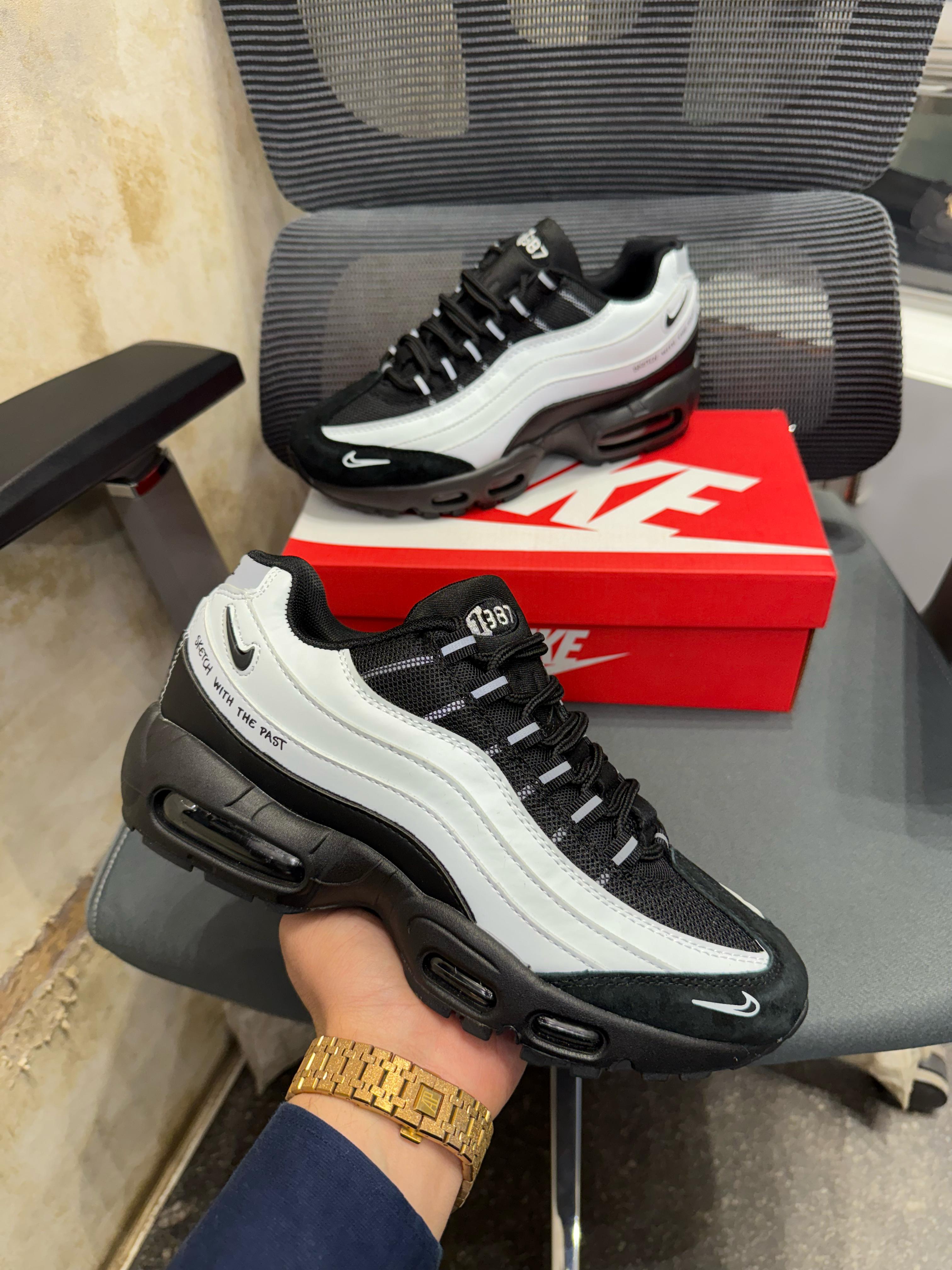 Nike Air max 95 Sketch with the past