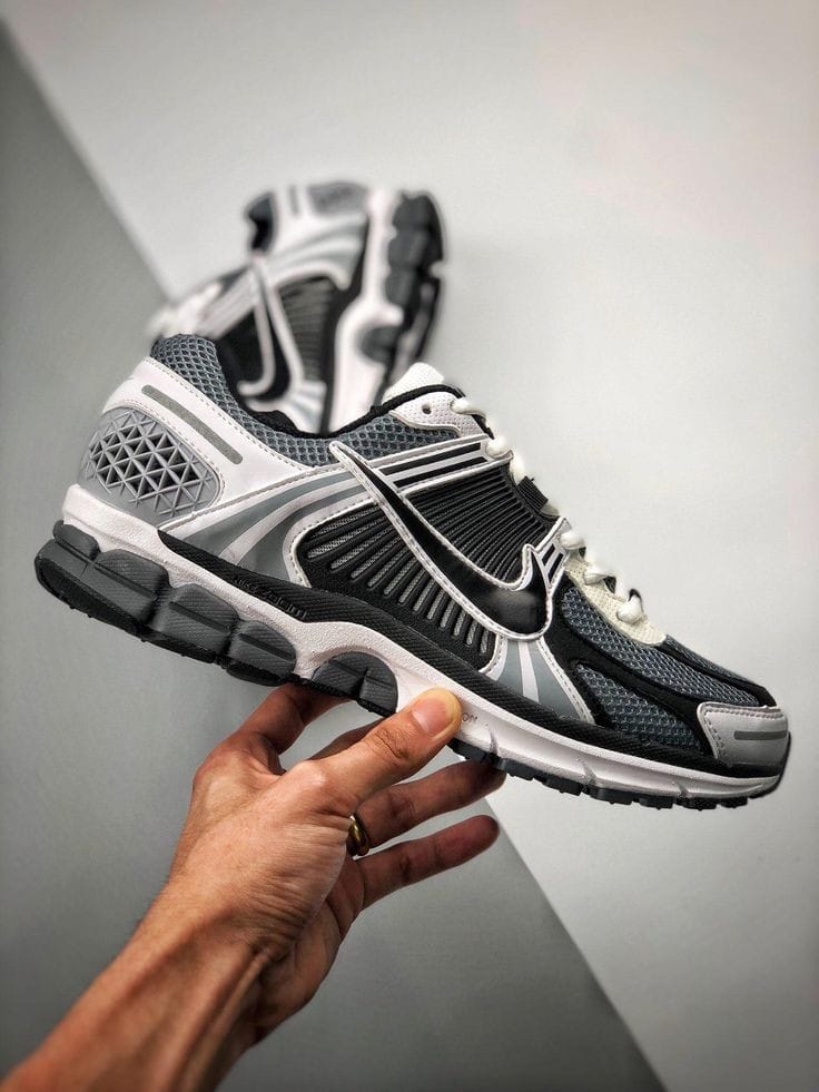 Zoom vomero 5 Se sp dark grey black white
