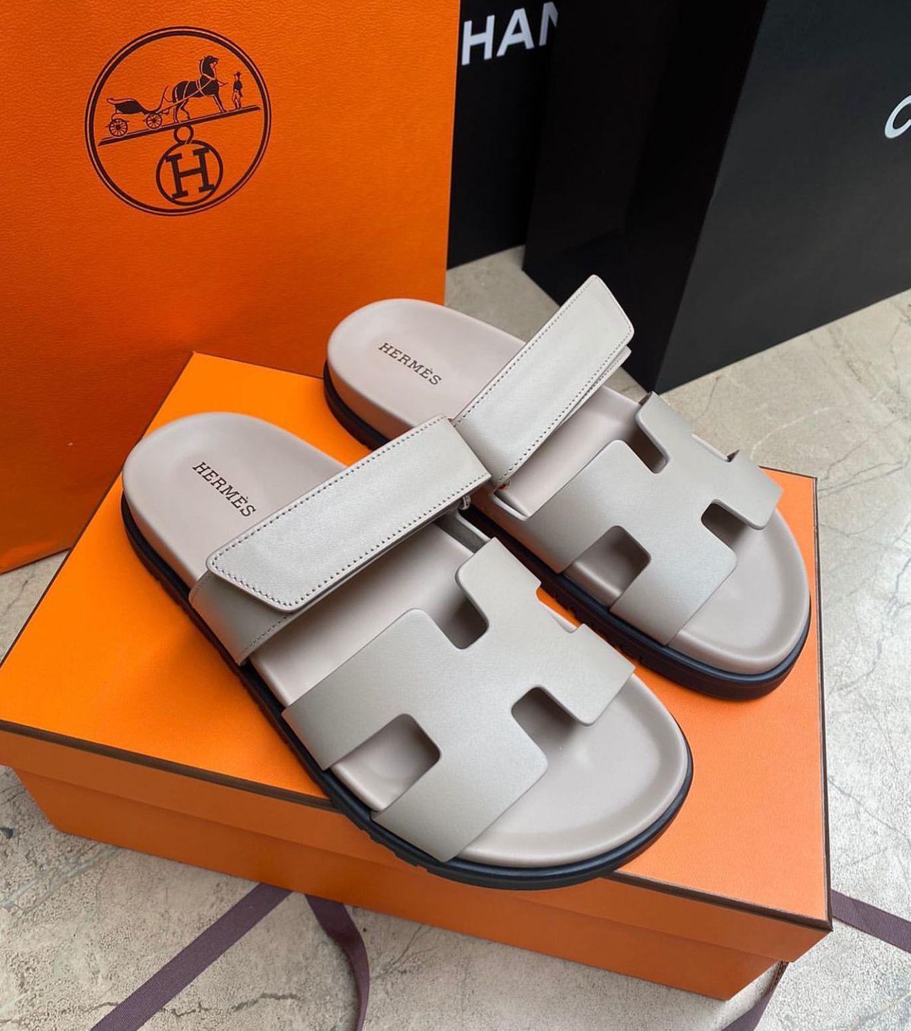 Hermes Chypre Premium Beach Velcro Sandal