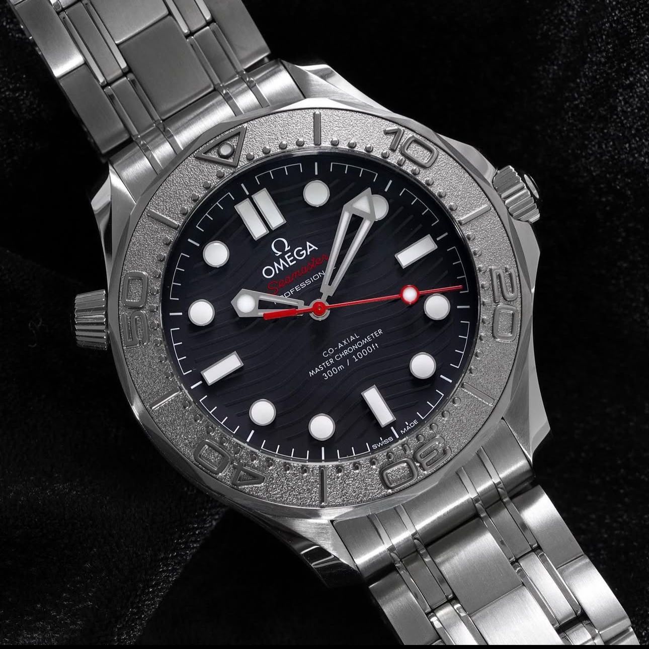 Omega Seamaster 300m Diver Nekton Edition