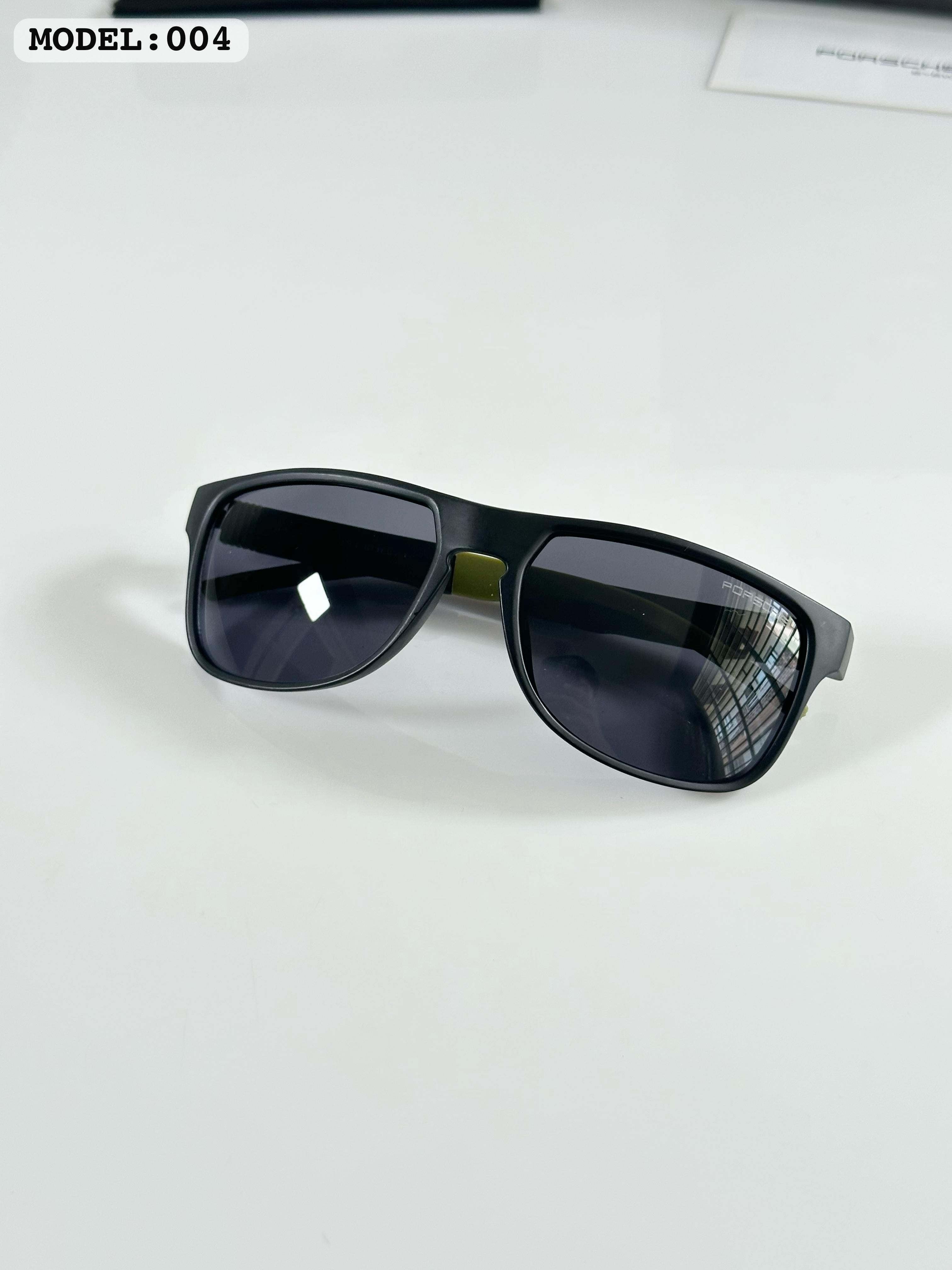 PORSCHE 004 BLACK