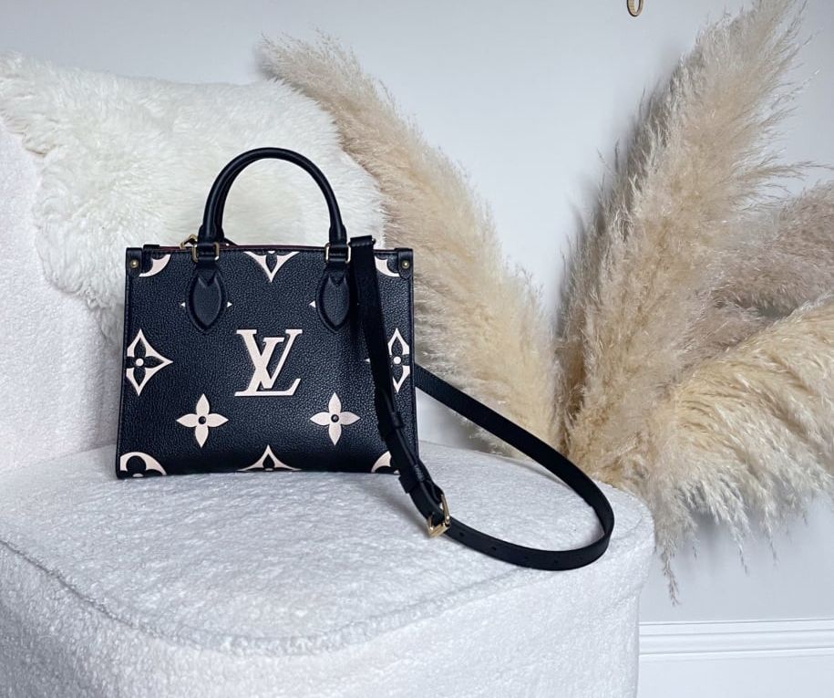 LOUIS VUITTON ON THE GO SMALL WITH OG BOX AND CARRY BAG
