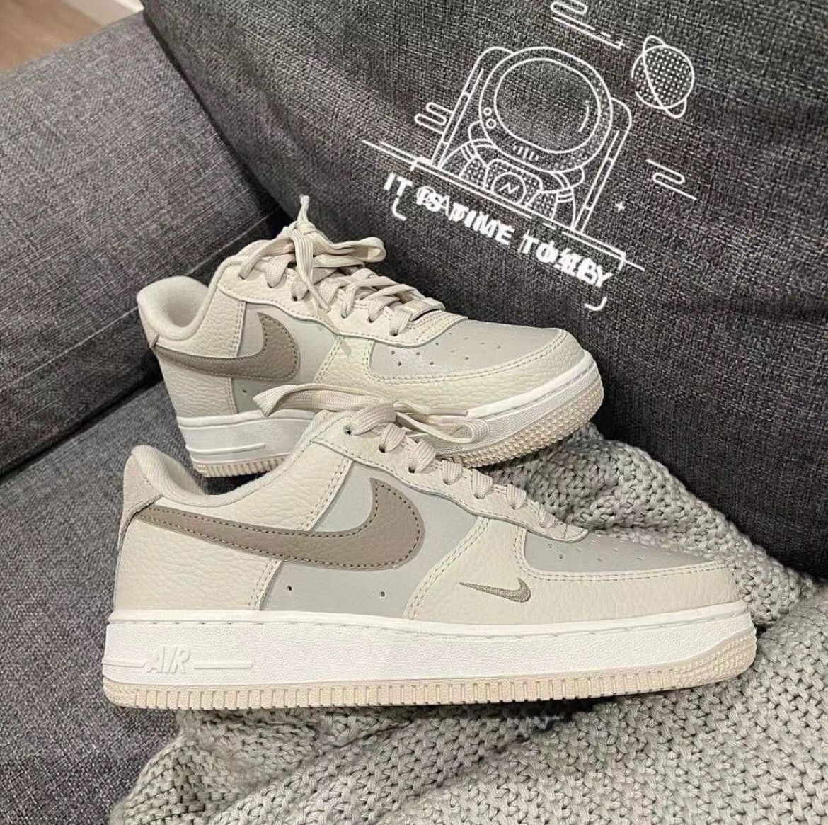 Nike Airforce 1 Low  Orewood Moon