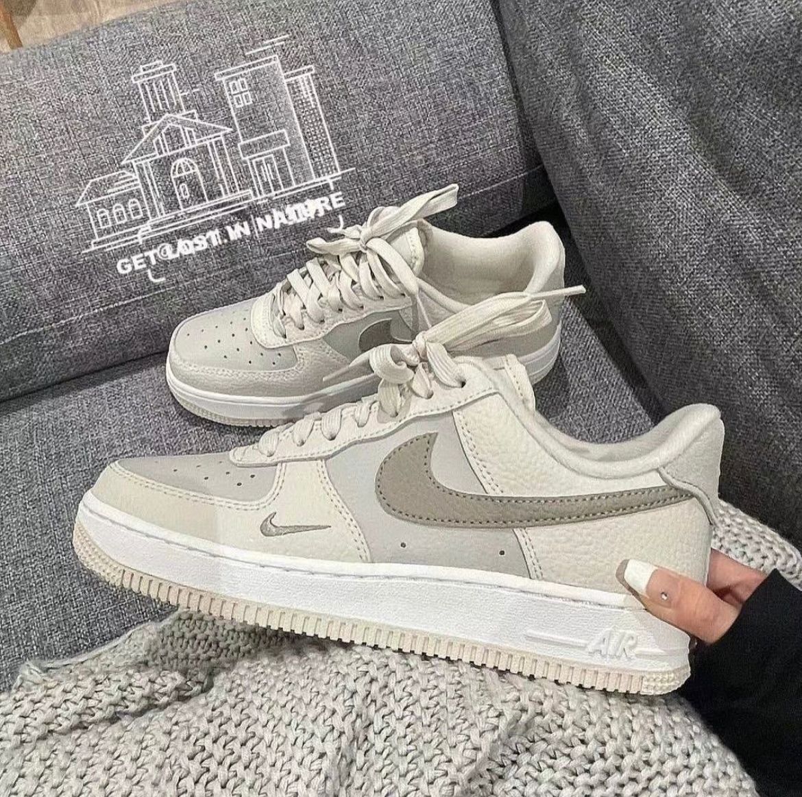 Nike Airforce 1 Low  Orewood Moon