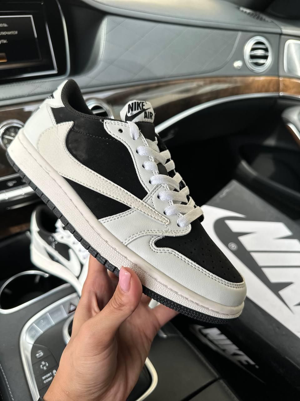 Jordan 1 Low X Travis Scott Panda Semi UA