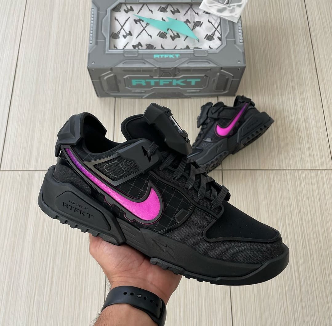 RTFKT X Nike Dunk Genesis Void