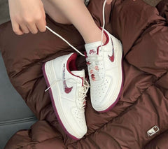 NIKE AIRFORCE 1 LOW VALENTINE'S DAY WITH OG BOX 2 EXTRA BOTTLE LACE ACCESSORIES