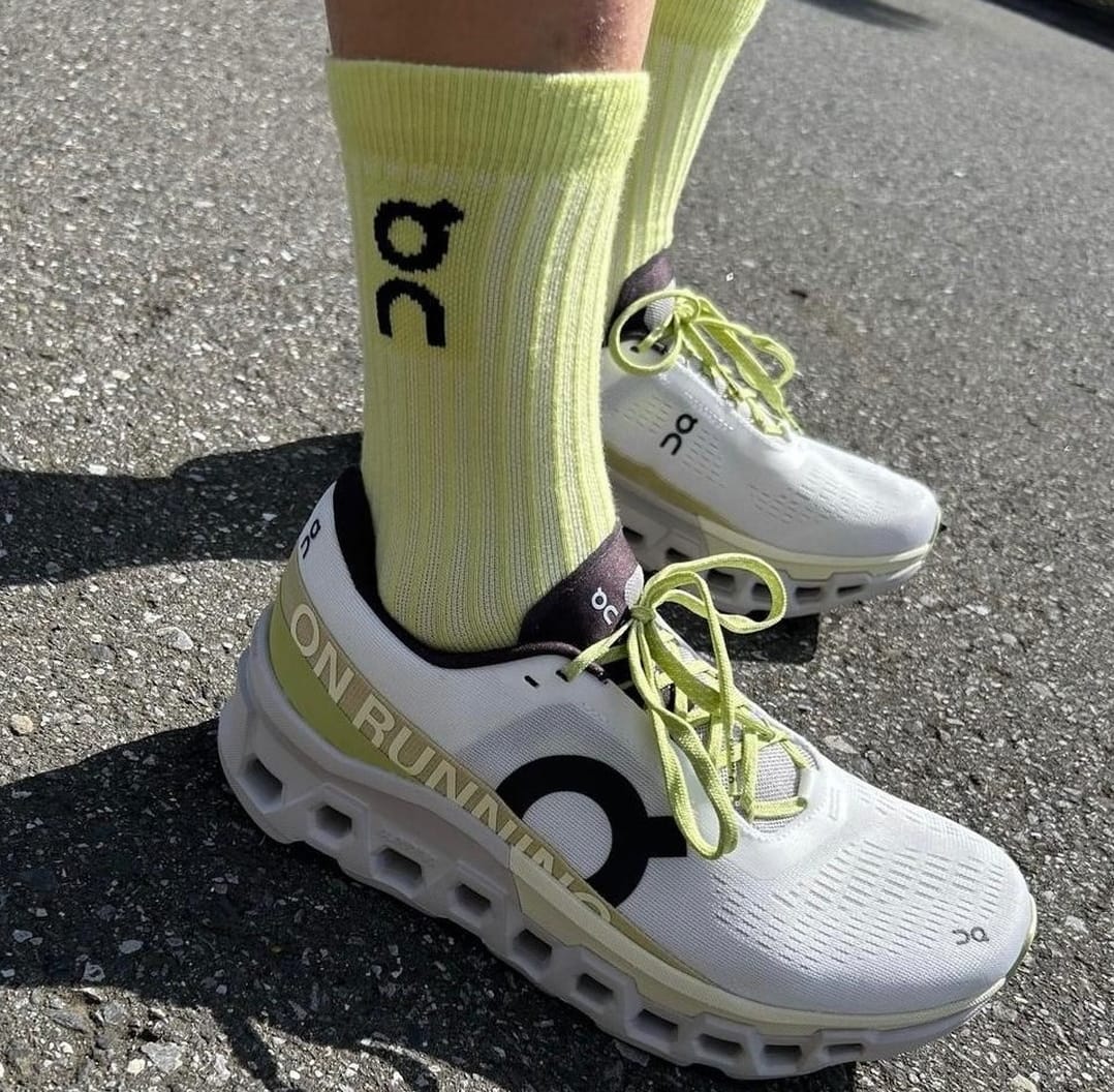 On Cloud Monster 2 Undyed Zest