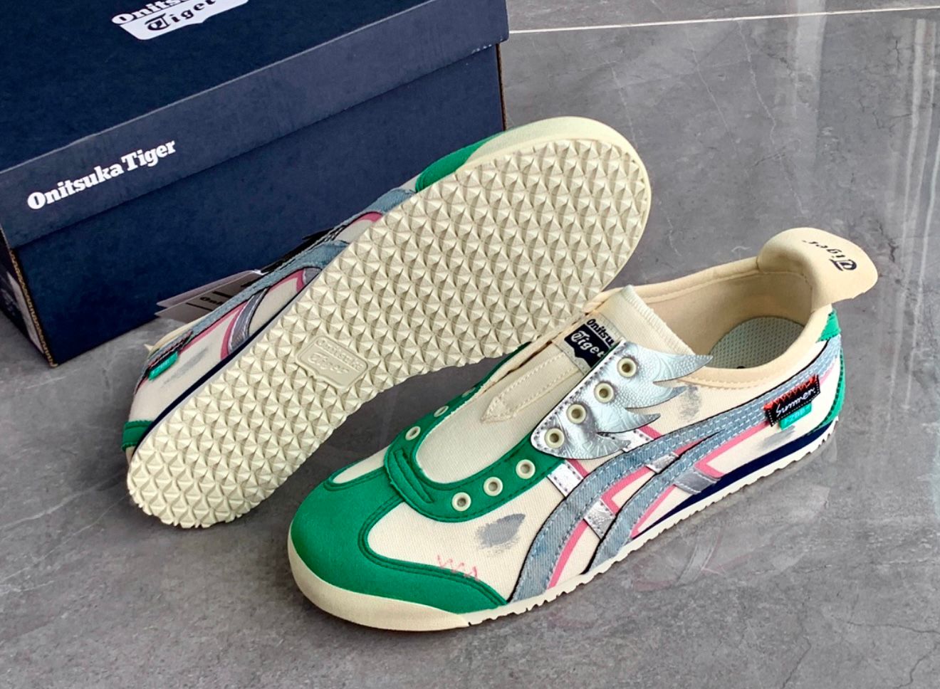Onitsuka Tiger Slip On x Costume Panda Prank