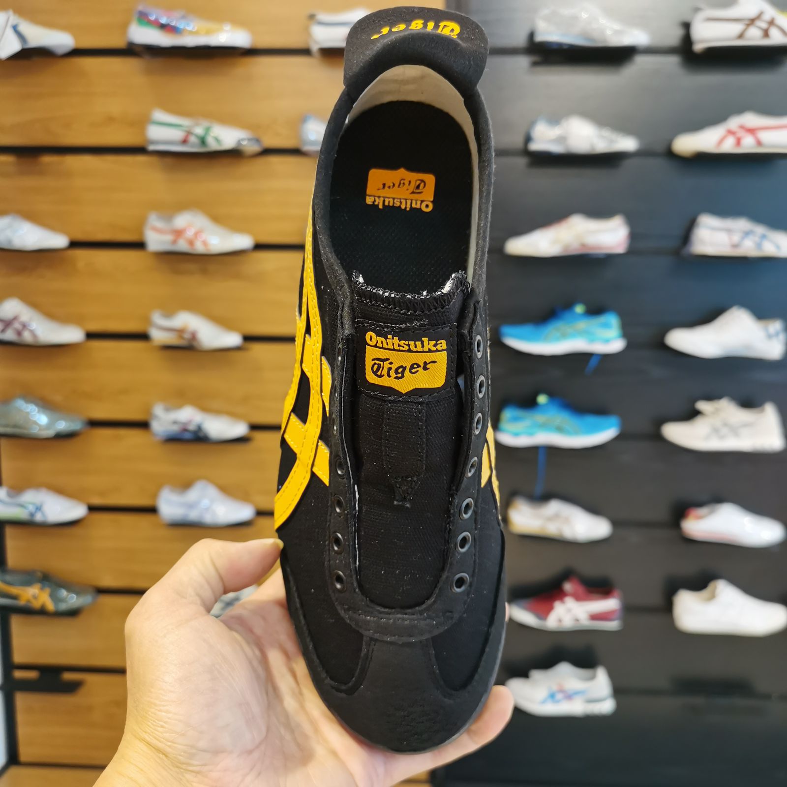 WMN Onitsuka Tiger Mexico 66 Slipons Black Orange For Her