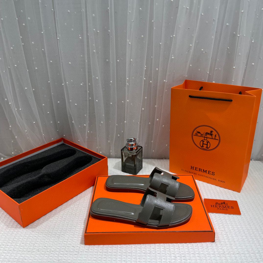 Hermes Paris Oran Flats With OG Box Dust Bag & Carry Bag H38 Army Green Slide