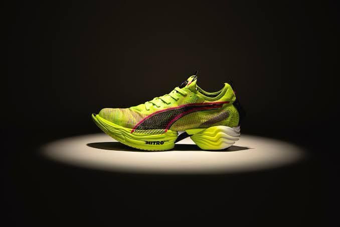 Puma fast R nitro elite 2 neon with og box