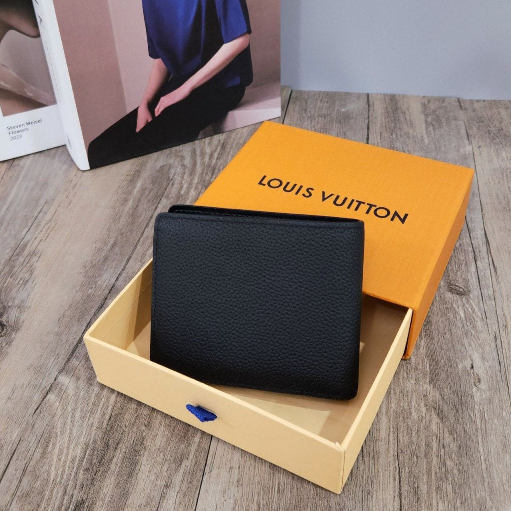 Louis Vuitton Lv Black Leather Wallet M69829 Black Hardware