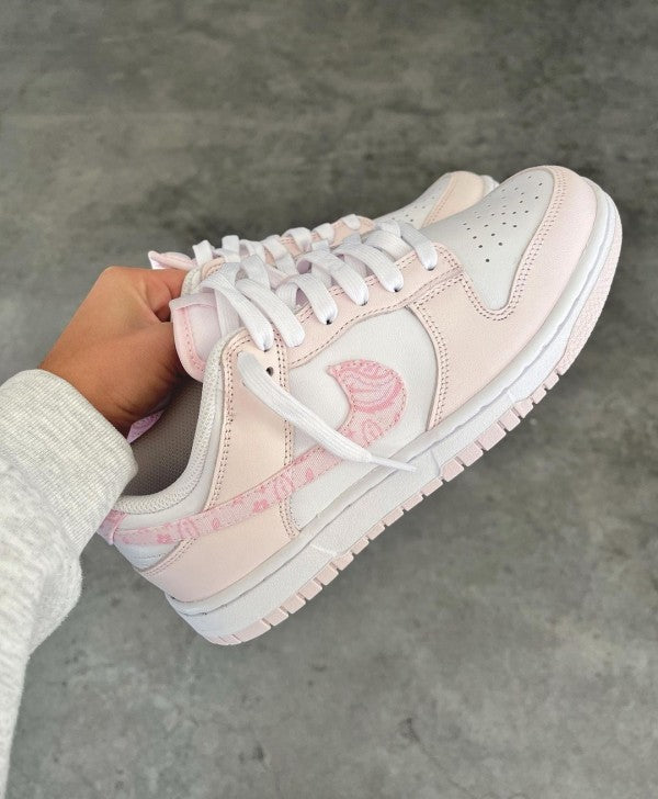 NIKE DUNK LOW PINK PAISLEY