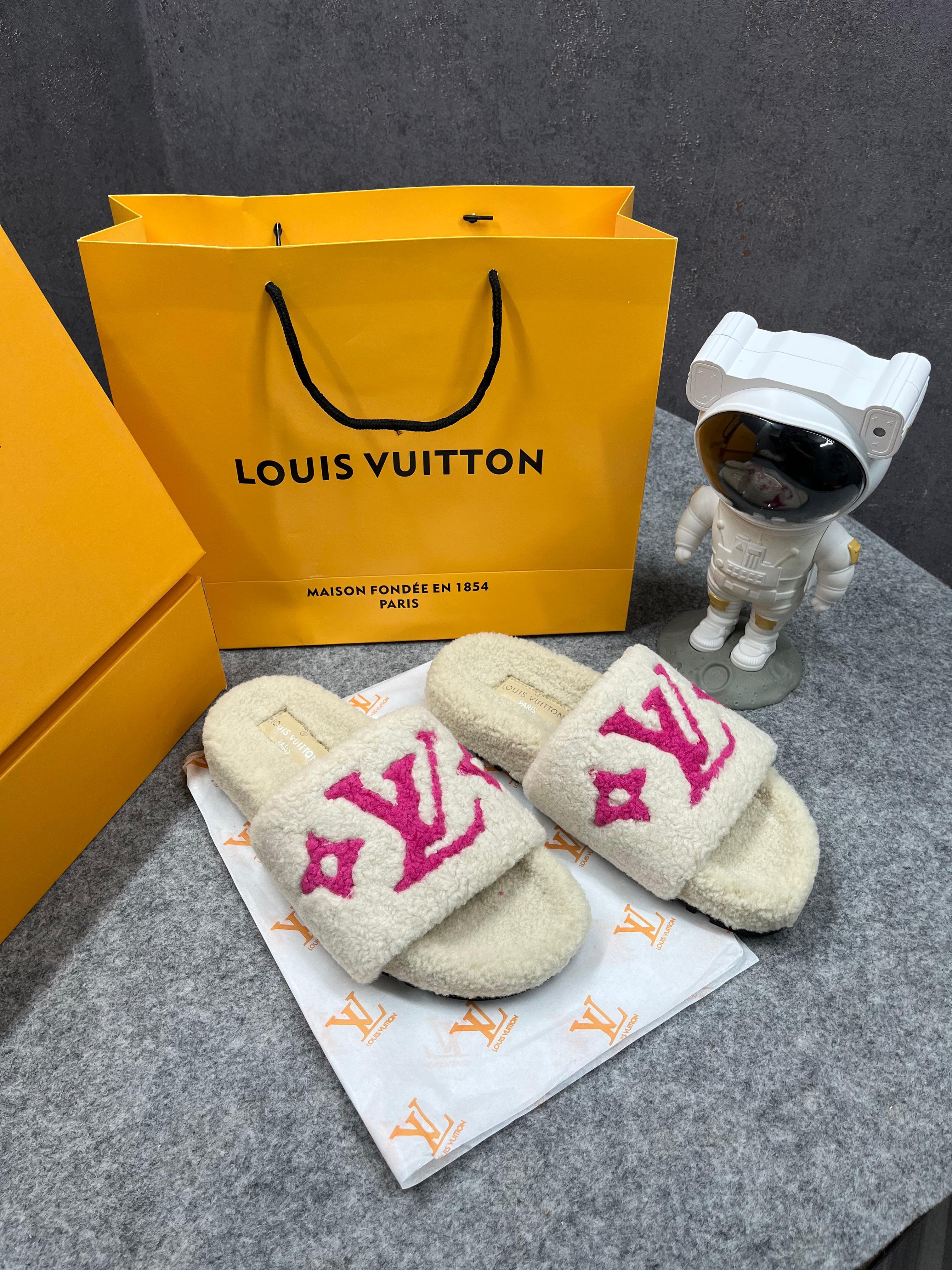 Louis Vuitton Furry White Pink Slippers For Her With OG Box Dust Bag & Carry Bag White Pink