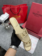 Valentino Garavani VLogo Signature Leather Sandals Gold With OG Box & Carry Bag 1892 Gold